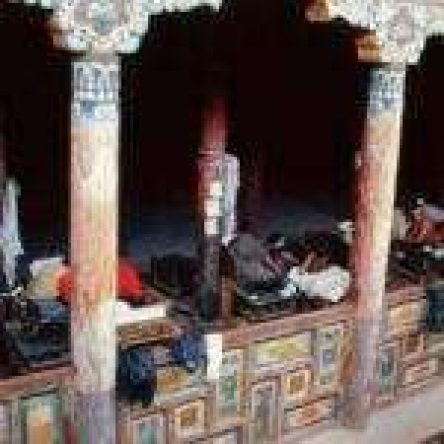 la_stamperie_di_testi_buddisti_di_dege-1-150x150